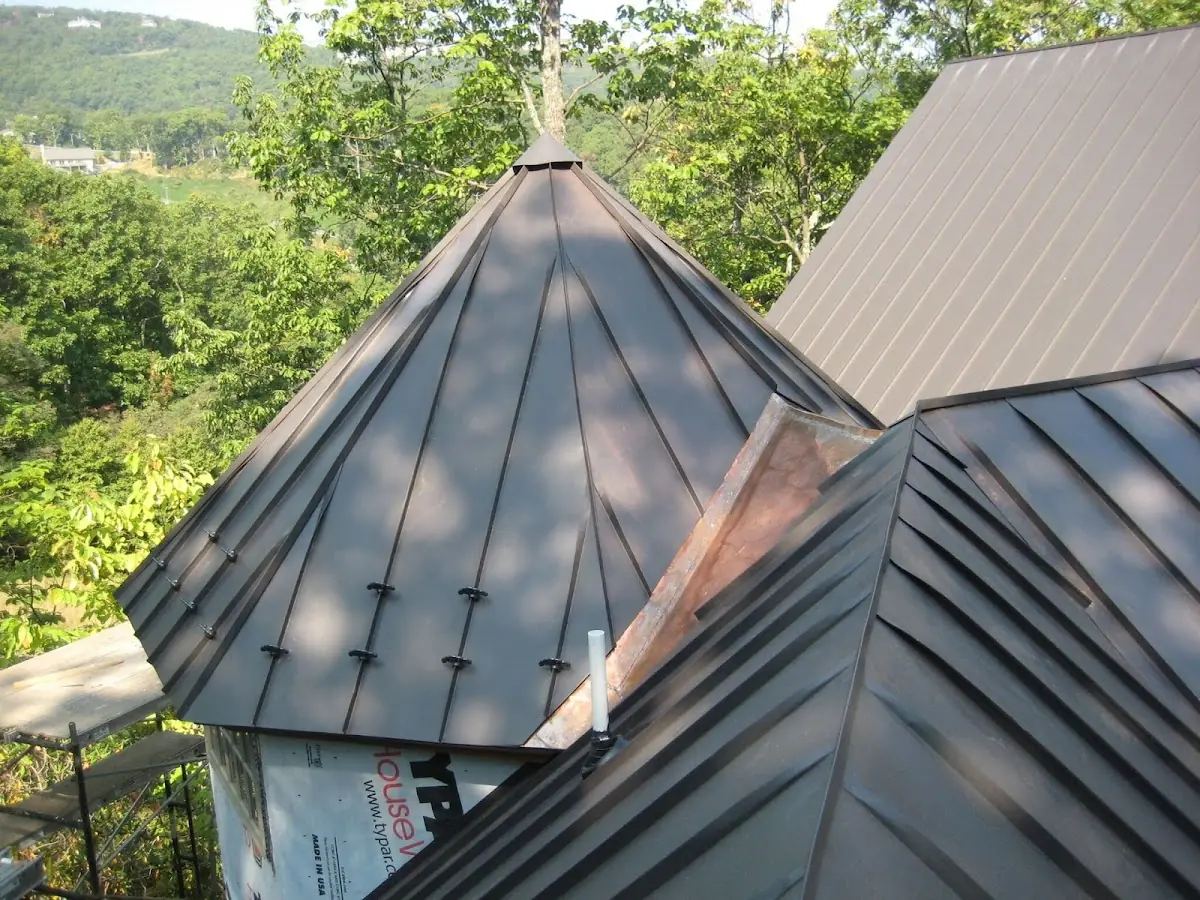 Professional Roof Tarp Installation by Craftsman Roofing in Casa Loma